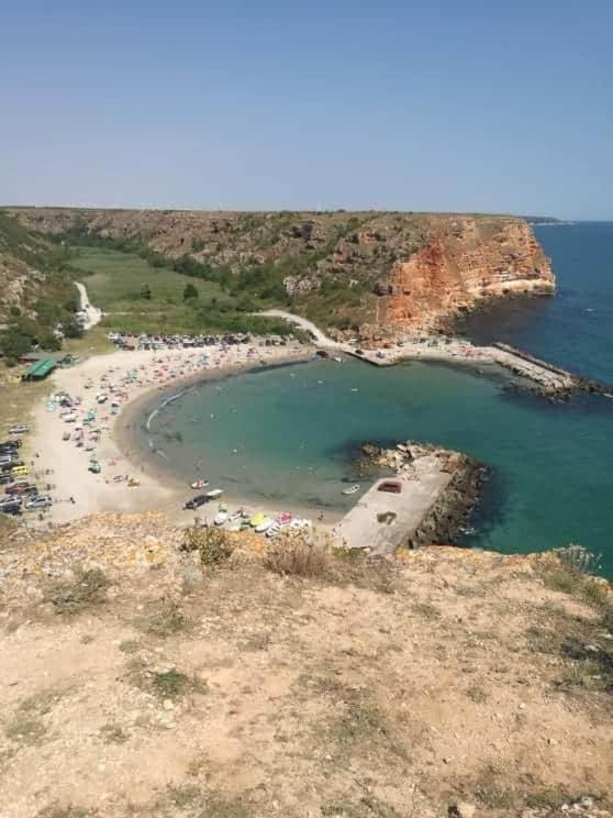 Къща За Гости "Черната Роза" Bŭlgarevo Esterno foto