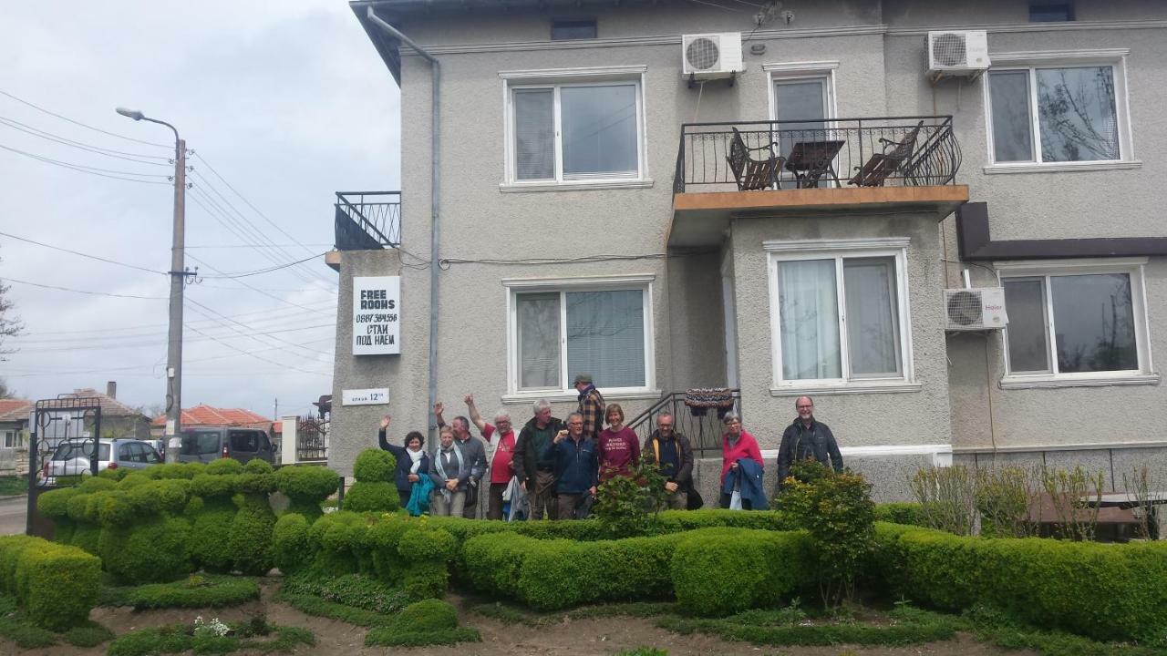 Къща За Гости "Черната Роза" Bŭlgarevo Esterno foto